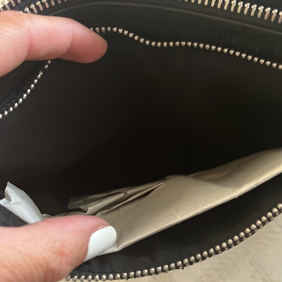 Express glitter wristlet - Picture 3 of 3